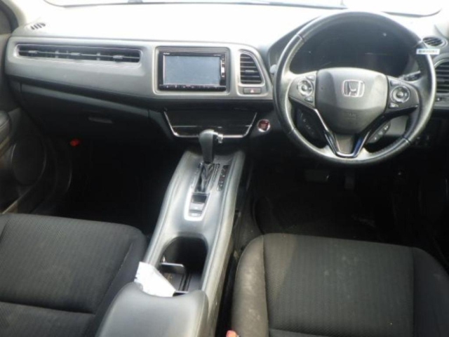 HONDA VEZEL 2016