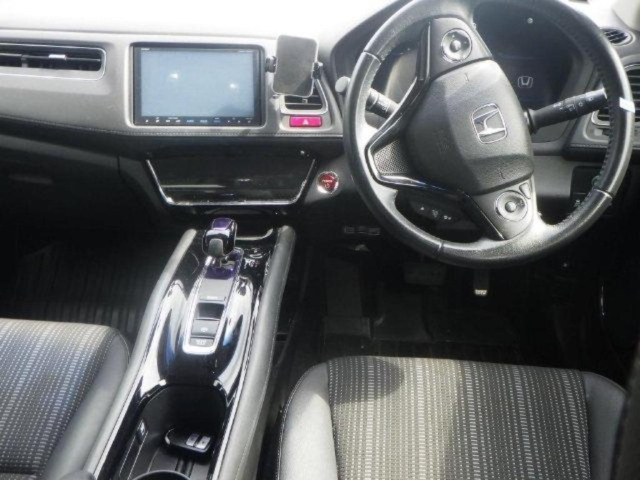 HONDA VEZEL 2015