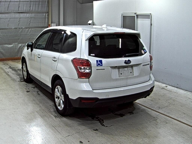 SUBARU FORESTER 2015