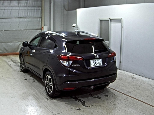 HONDA VEZEL 2015