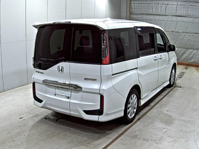 HONDA STEP WAGON 2022