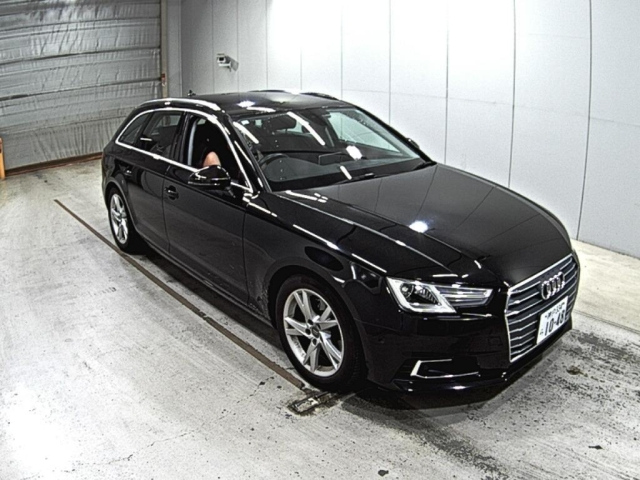 AUDI A4 2017