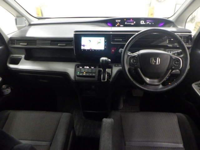 HONDA STEP WAGON 2022