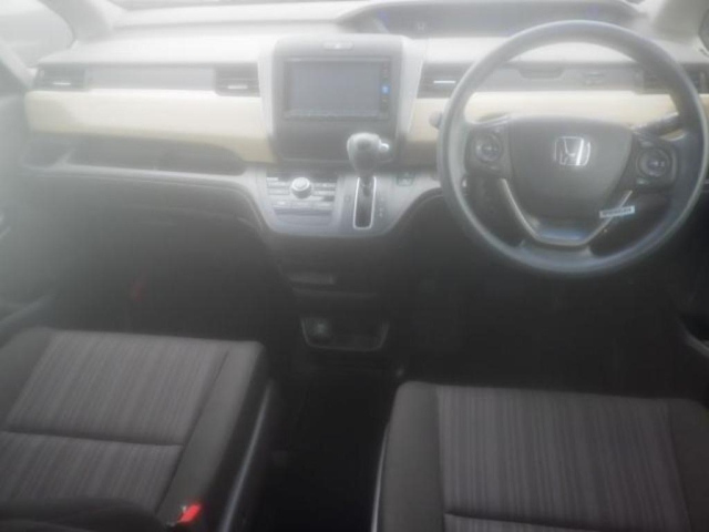 HONDA FREED 2016