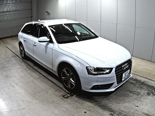 AUDI A4 2013