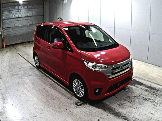 NISSAN DAYZ 2015