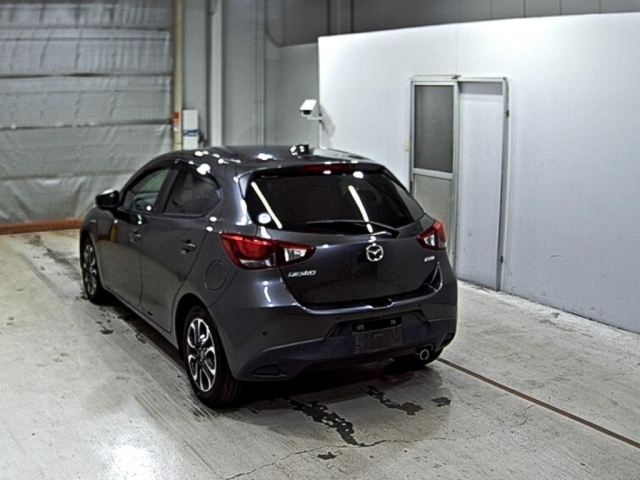 MAZDA DEMIO 2018