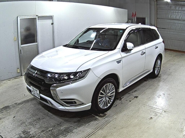 MITSUBISHI OUTLANDER PHEV 2018