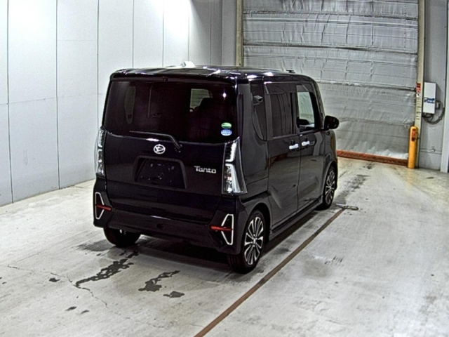 DAIHATSU TANTO 2020