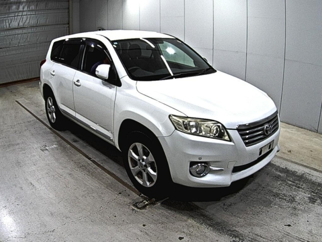 TOYOTA VANGUARD 2013
