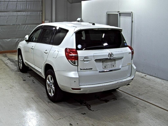 TOYOTA VANGUARD 2013