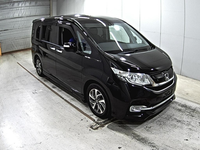 HONDA STEP WAGON 2016