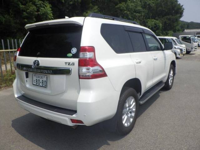 TOYOTA LAND CRUISER PRADO 2015