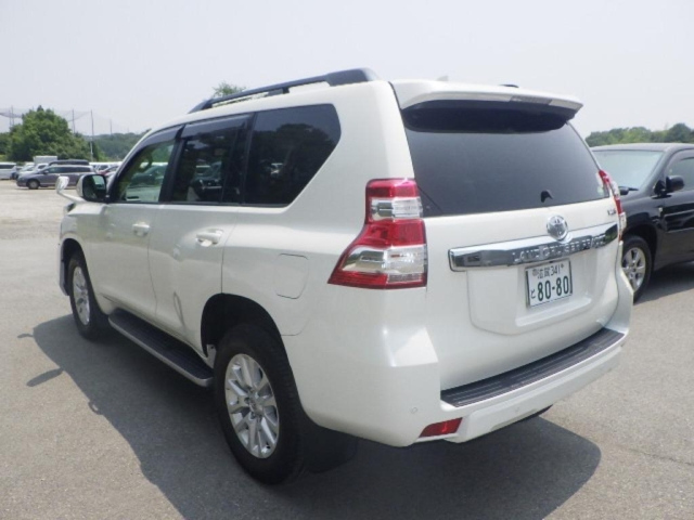 TOYOTA LAND CRUISER PRADO 2015