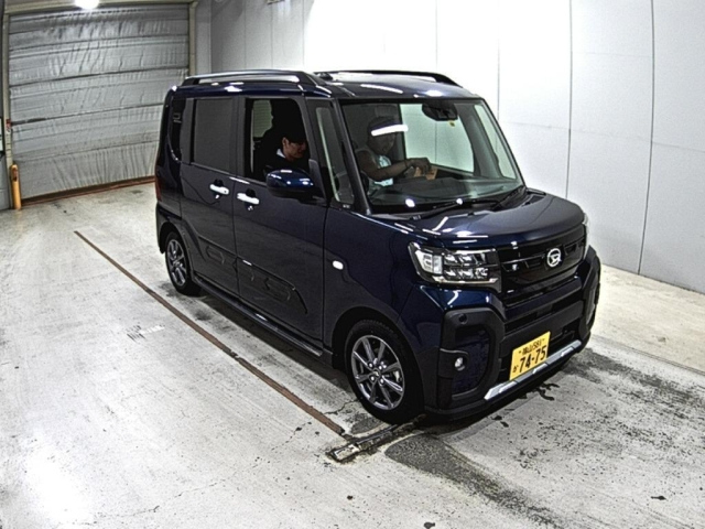 DAIHATSU TANTO 2022
