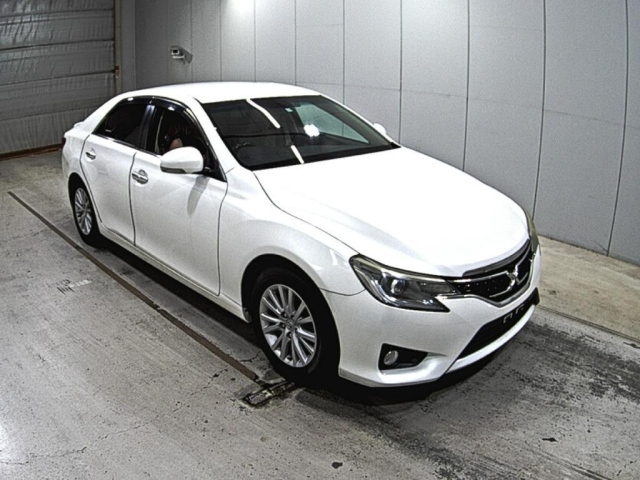 TOYOTA MARK X 2013