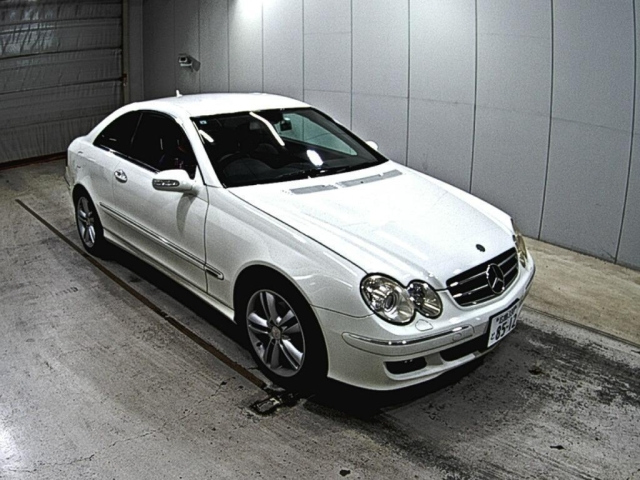 MERCEDES BENZ CLK CLASS 2009