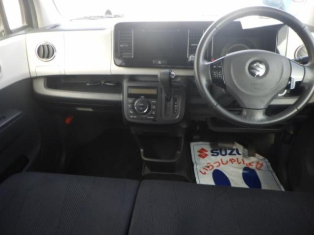 SUZUKI MRWAGON 2013