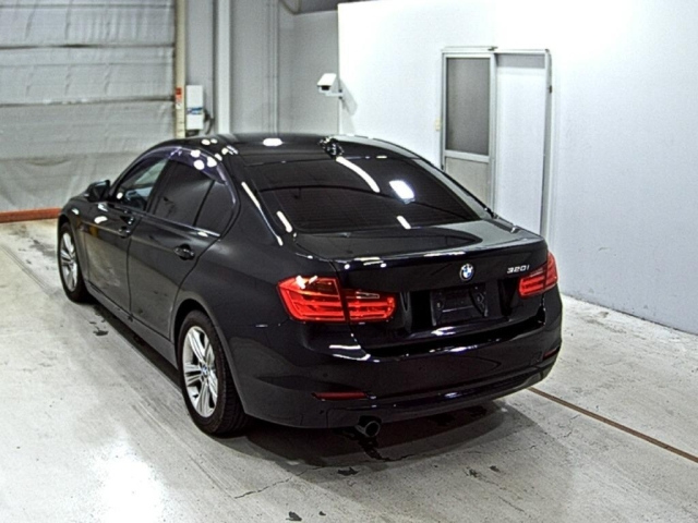 BMW 3 SERIES 2012