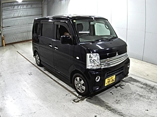 MITSUBISHI TOWNBOX 2014