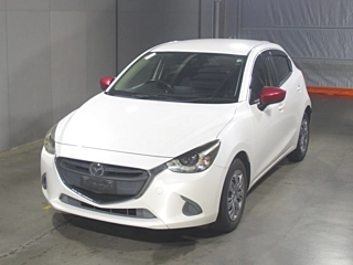 MAZDA DEMIO 2015