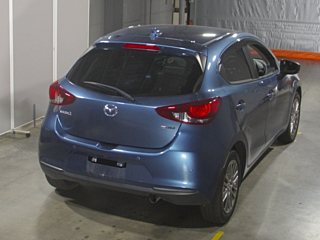 Заказать MAZDA MAZDA2