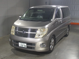 NISSAN ELGRAND 2010