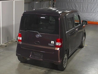 DAIHATSU MOVE CONTE 2011