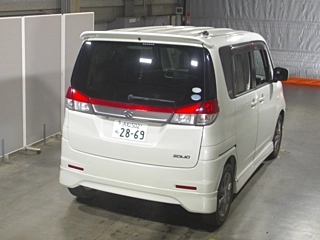 SUZUKI SOLIO 2011