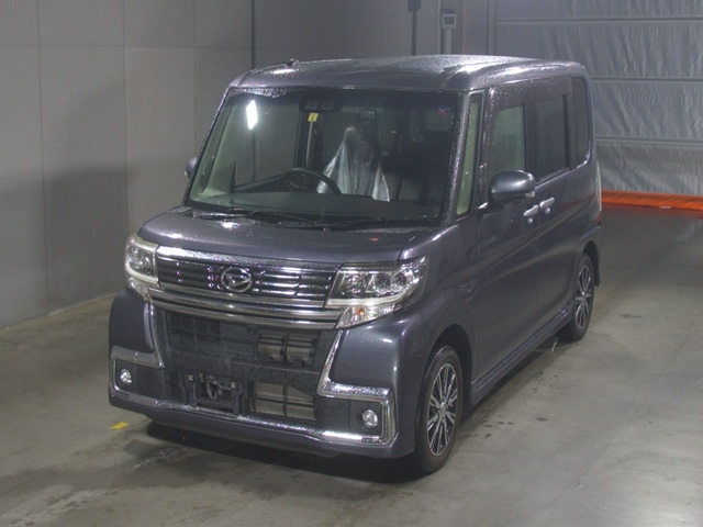 DAIHATSU TANTO 2018