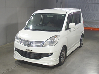 SUZUKI SOLIO 2011