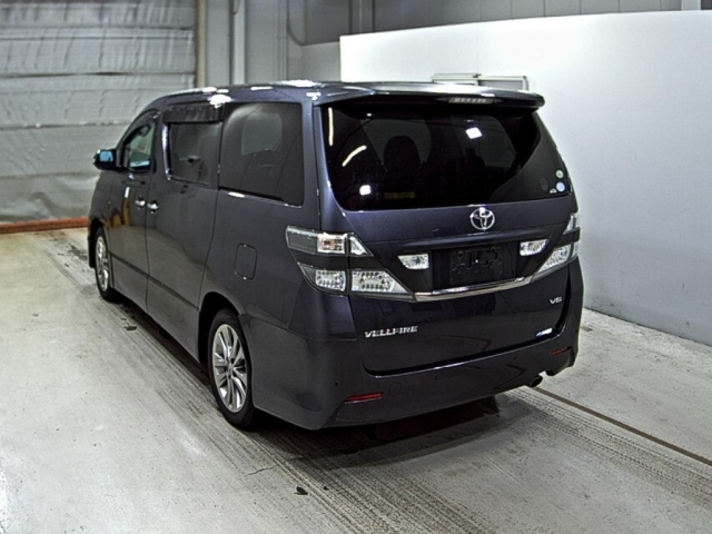 TOYOTA VELLFIRE 2011