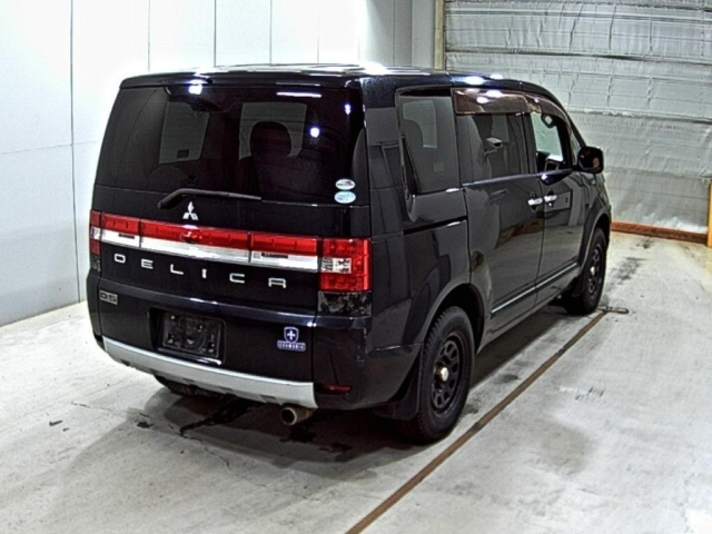 MITSUBISHI DELICA D5 2008