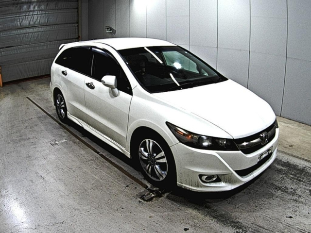 HONDA STREAM 2010