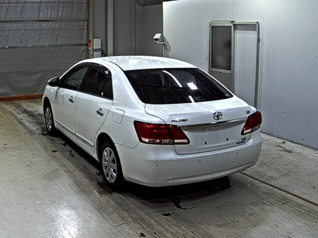 TOYOTA PREMIO 2019