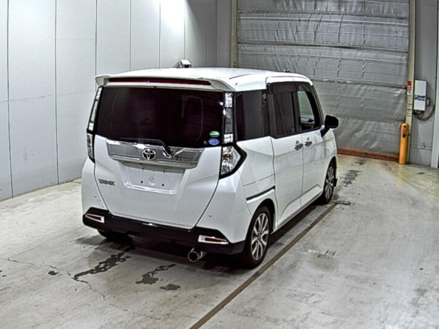 TOYOTA TANK 2018