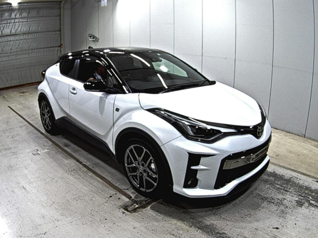 TOYOTA C-HR 2022