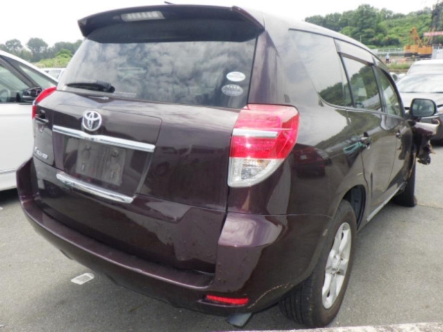TOYOTA VANGUARD 2011