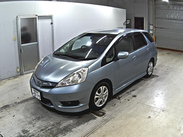 HONDA FIT SHUTTLE 2011
