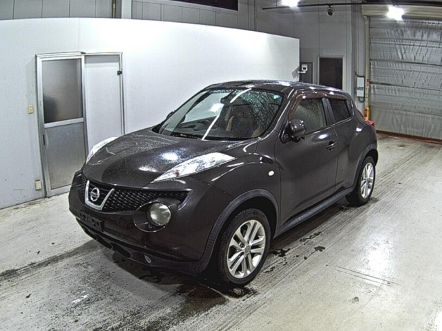 NISSAN JUKE 2012