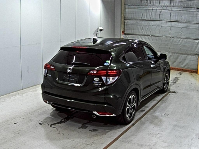 HONDA VEZEL 2016