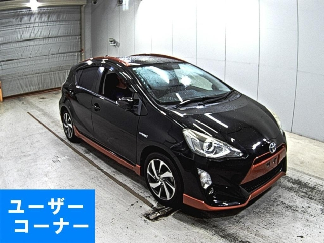 TOYOTA AQUA 2015