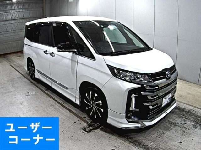 TOYOTA NOAH 2023