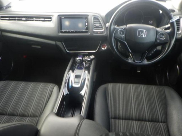 HONDA VEZEL 2016