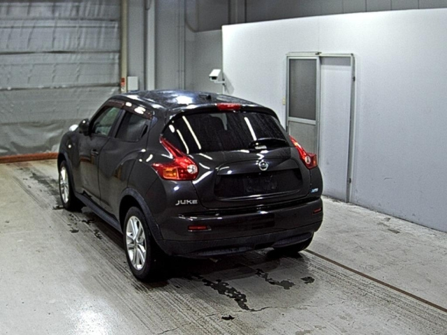 NISSAN JUKE 2012