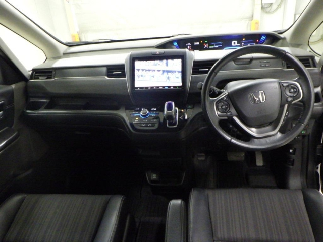 HONDA FREED 2018