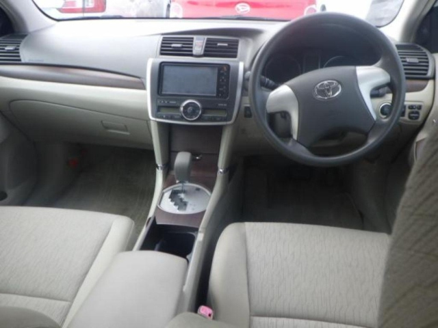 TOYOTA ALLION 2010
