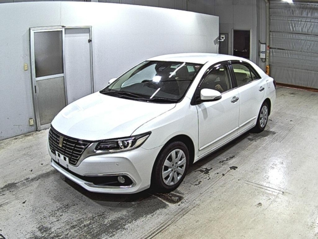 TOYOTA PREMIO 2016