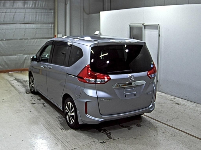 HONDA FREED 2018
