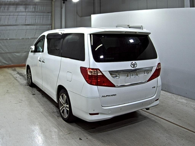 TOYOTA ALPHARD 2008